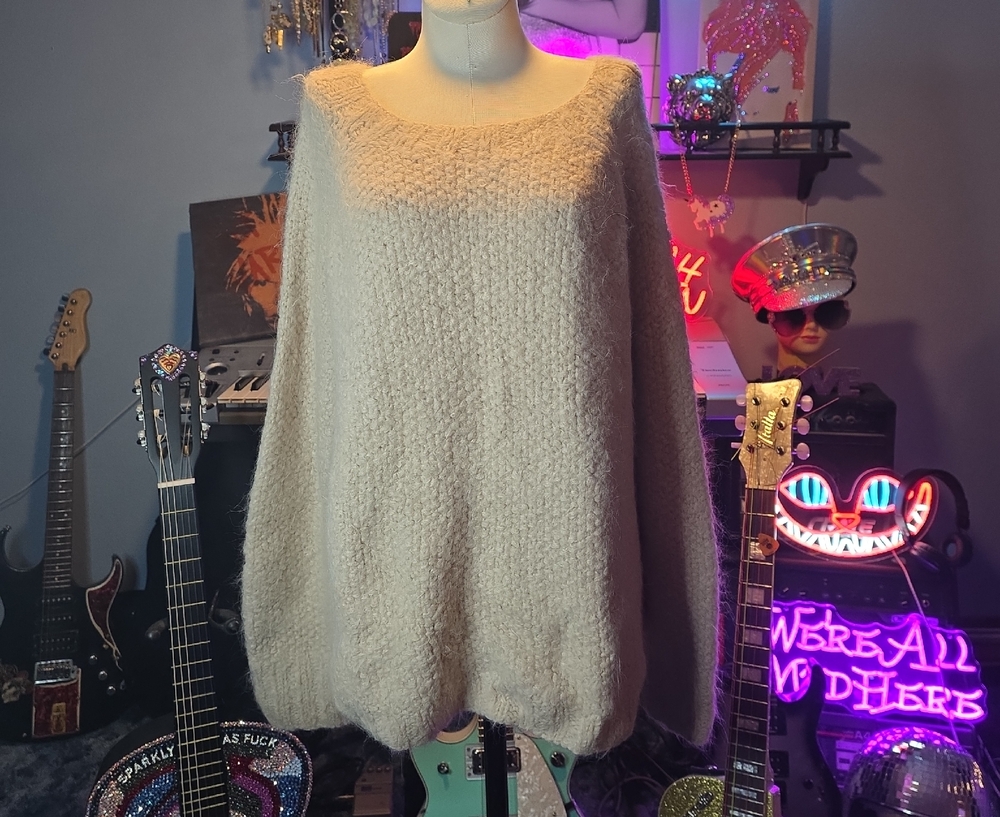Source Unknown Cream Women's Sweater